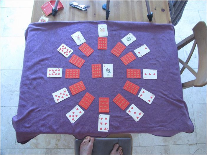 Clock patience - learn how to play with