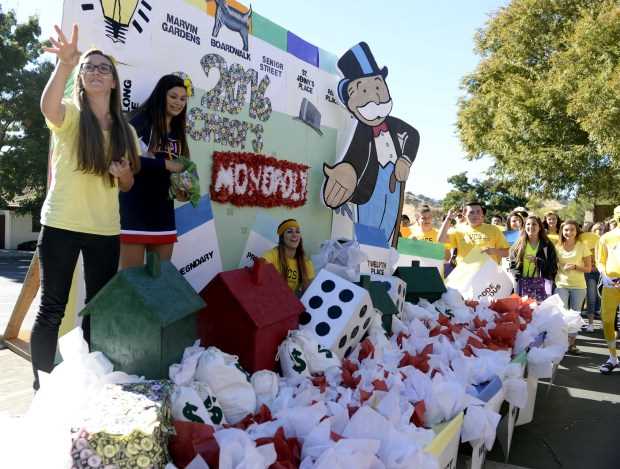 Board Game Homecoming Floats A Social Celebration - Join the Fun!