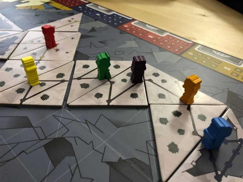 Summit Board Game: A Competitive Tabletop Strategy Challenge