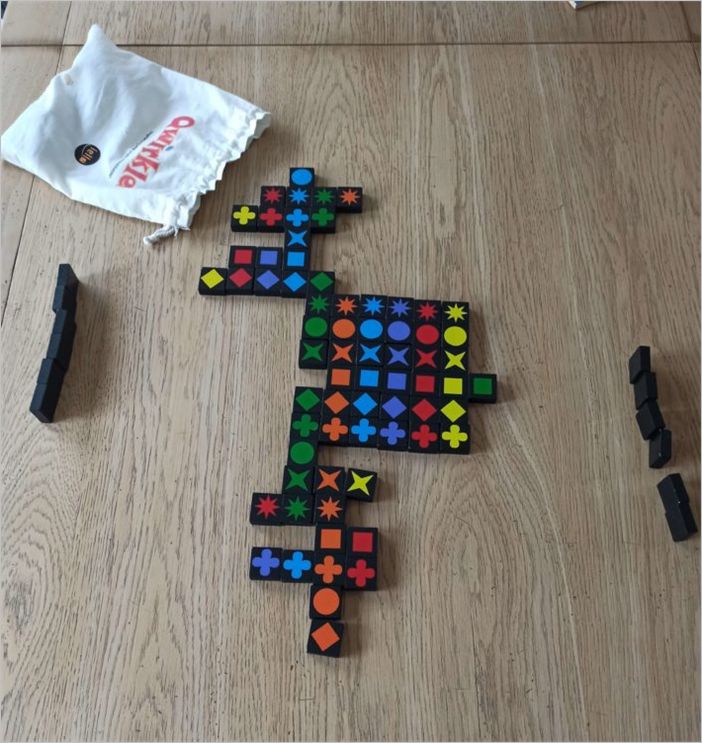 Qwirkle - learn how to play with