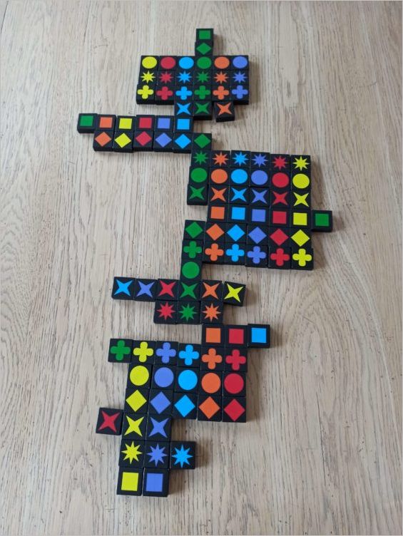 Qwirkle - learn how to play with