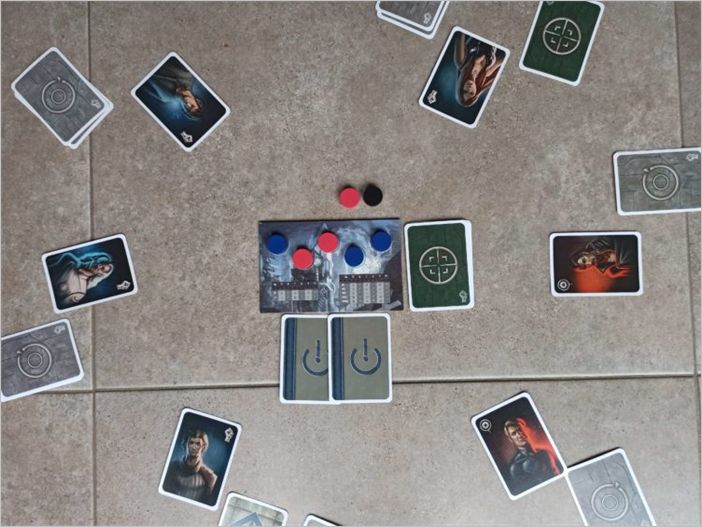The resistance - learn how to play with